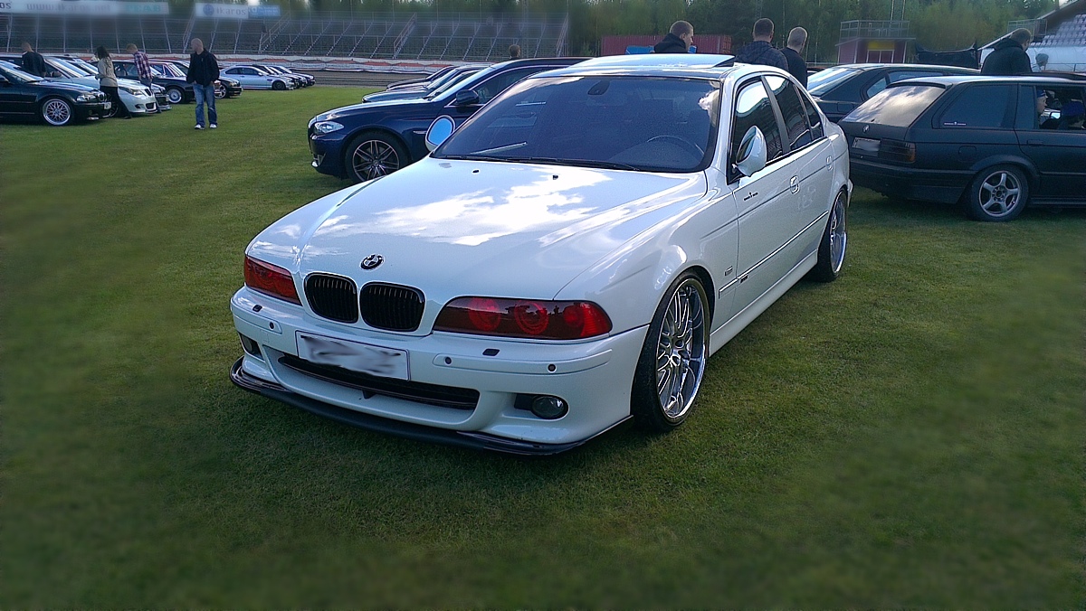 stralkastarfilm-rod-bmw-e39 stralkastarfilm-rod-bmw-e39